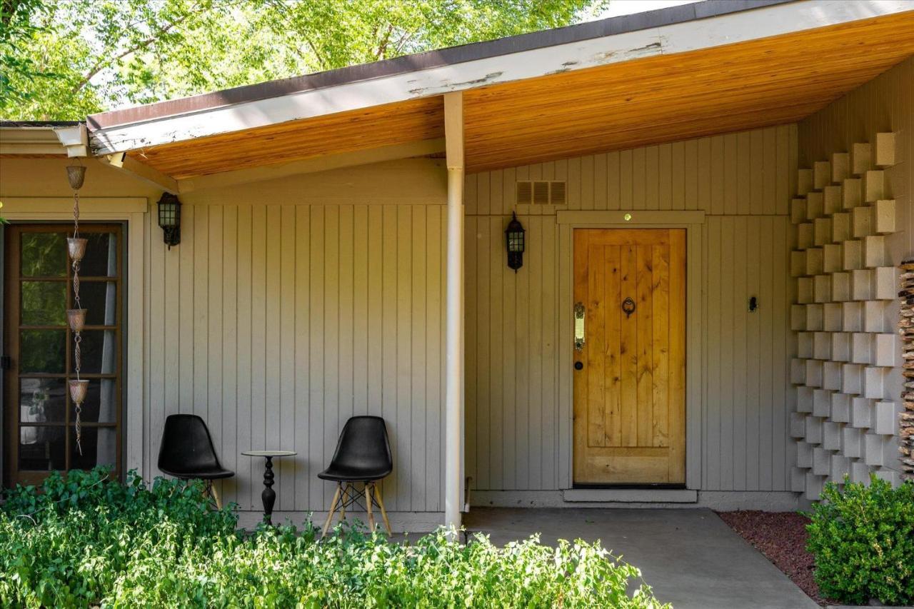 Creekside Holiday home *