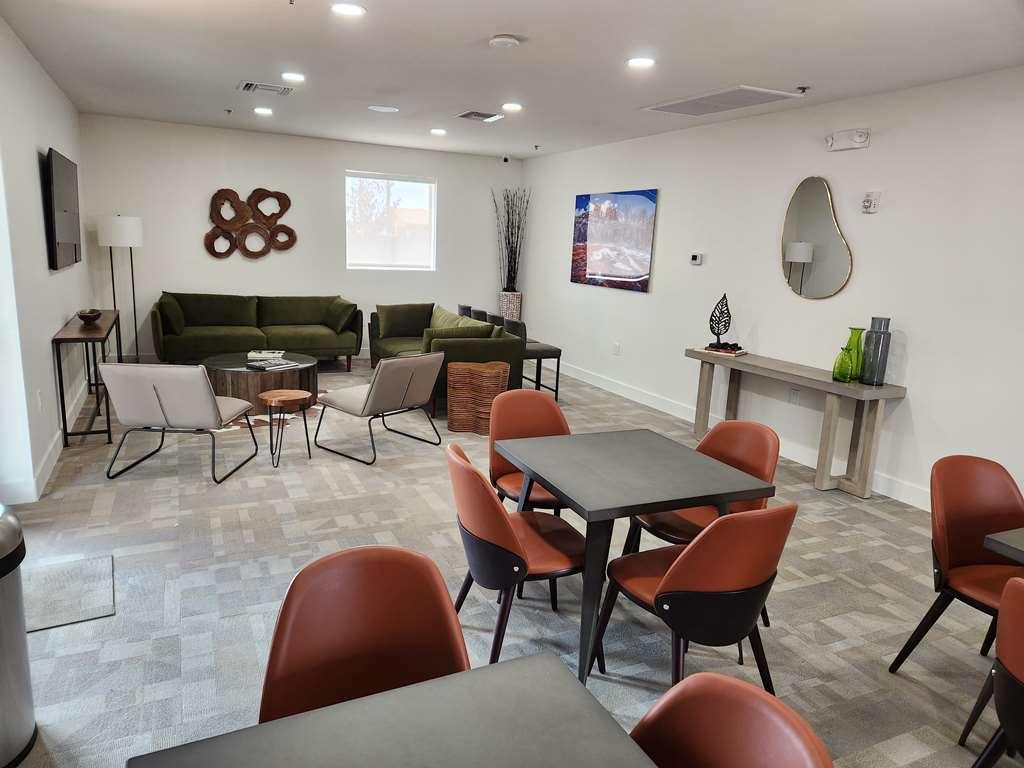 Hotel Aiden By Western 2*