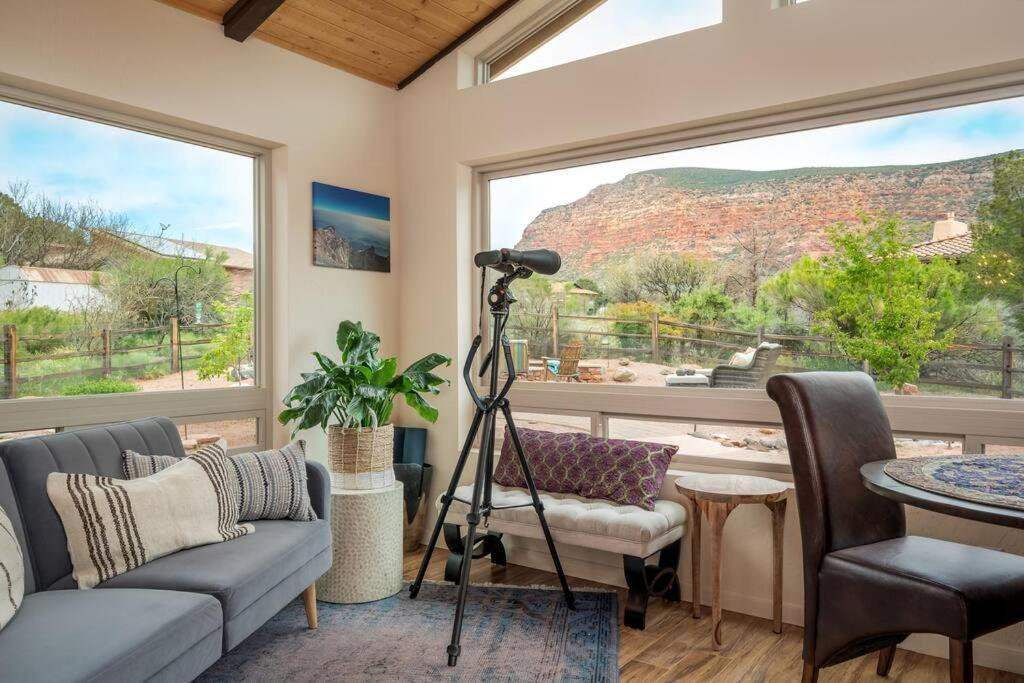Sedona's Stargazing Luxury Paradise. Red Rock Views! Holiday home