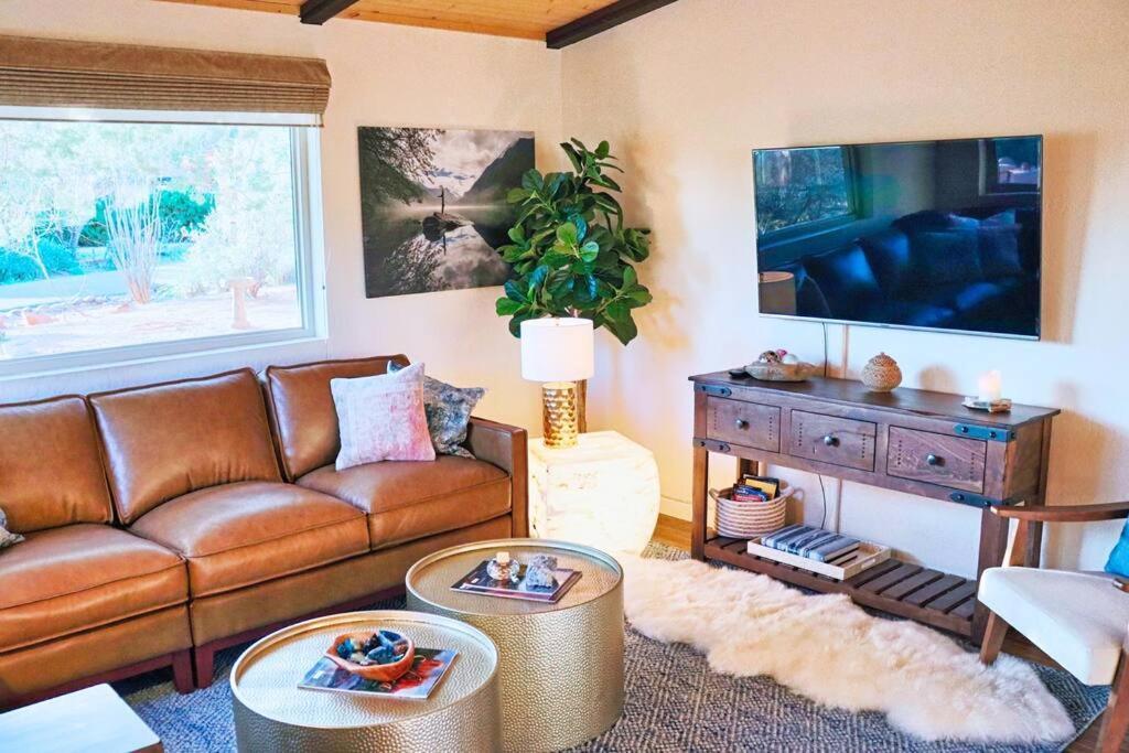 Sedona's Stargazing Luxury Paradise. Red Rock Views! *