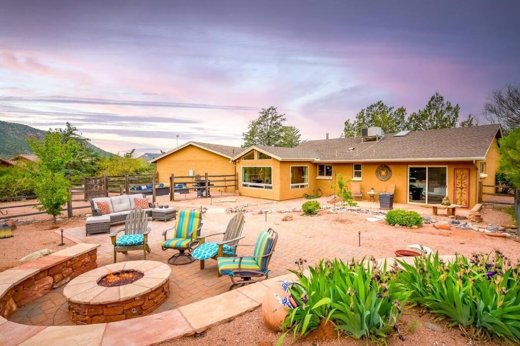 Holiday home Sedona's Stargazing Luxury Paradise. Red Rock Views! *