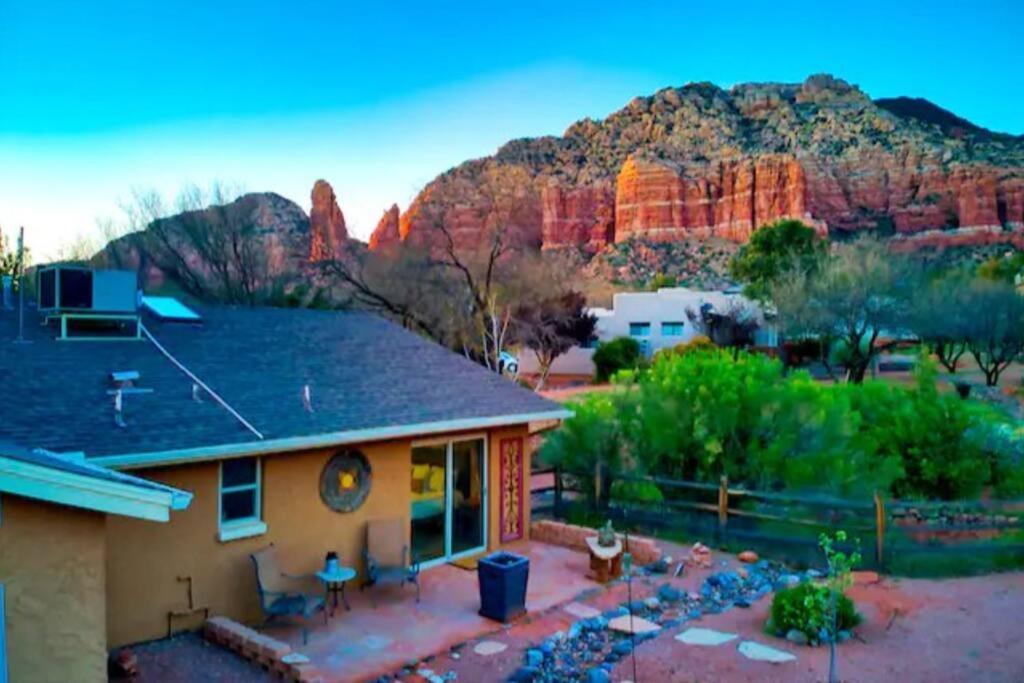 Sedona's Stargazing Luxury Paradise. Red Rock Views! Sedona