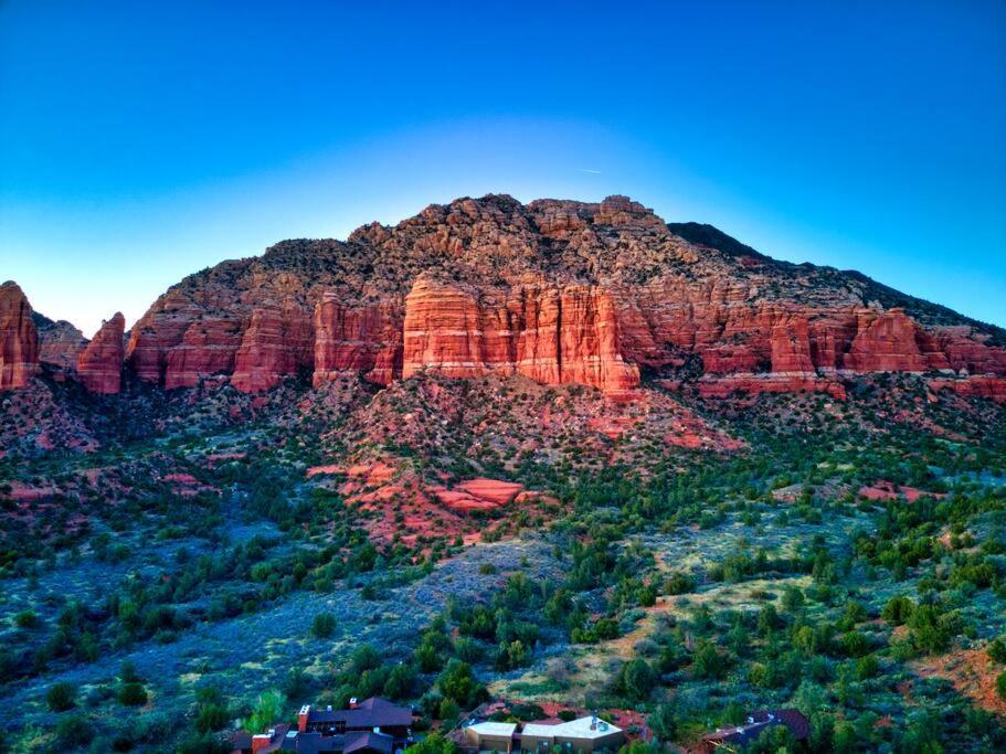 Sedona's Stargazing Luxury Paradise. Red Rock Views! *