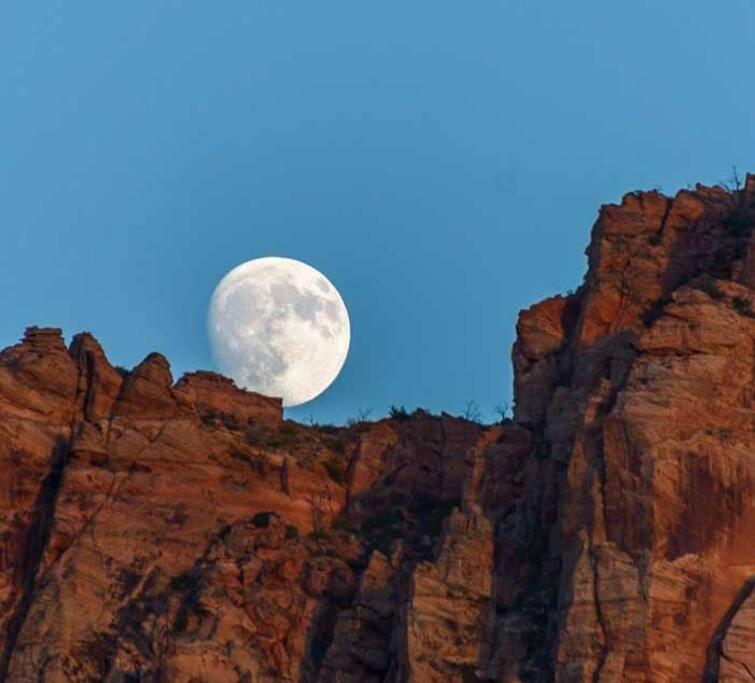 Sedona's Stargazing Luxury Paradise. Red Rock Views! *