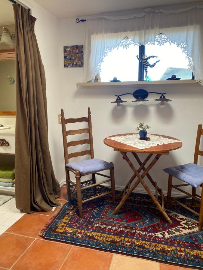 Charm Apartment *
