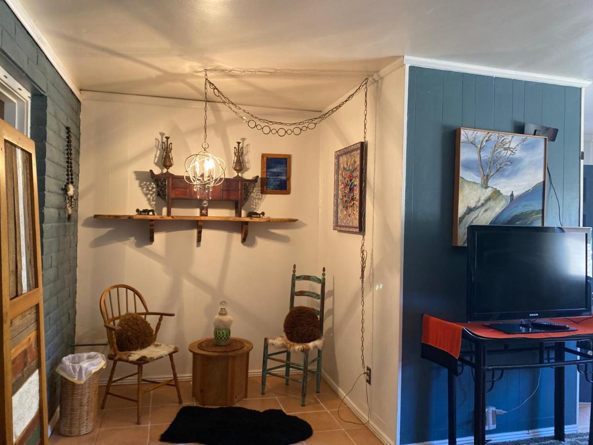 Apartment Charm
