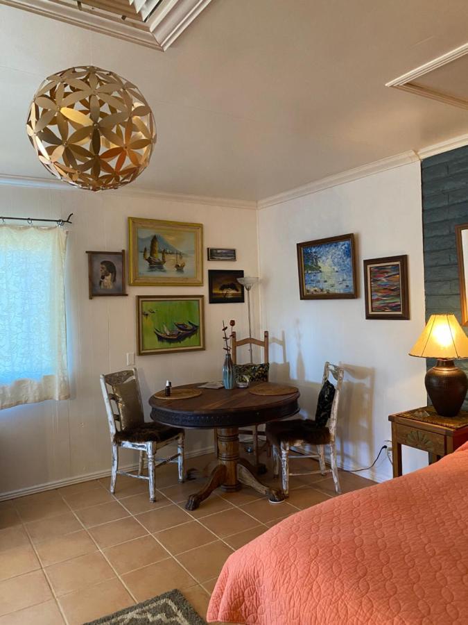 Charm Apartment *