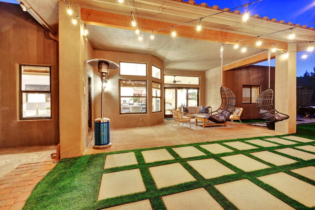 Amazing Views, Hot Tub And Pets Allowed, Less Than 1mi To Trailheads Holiday home