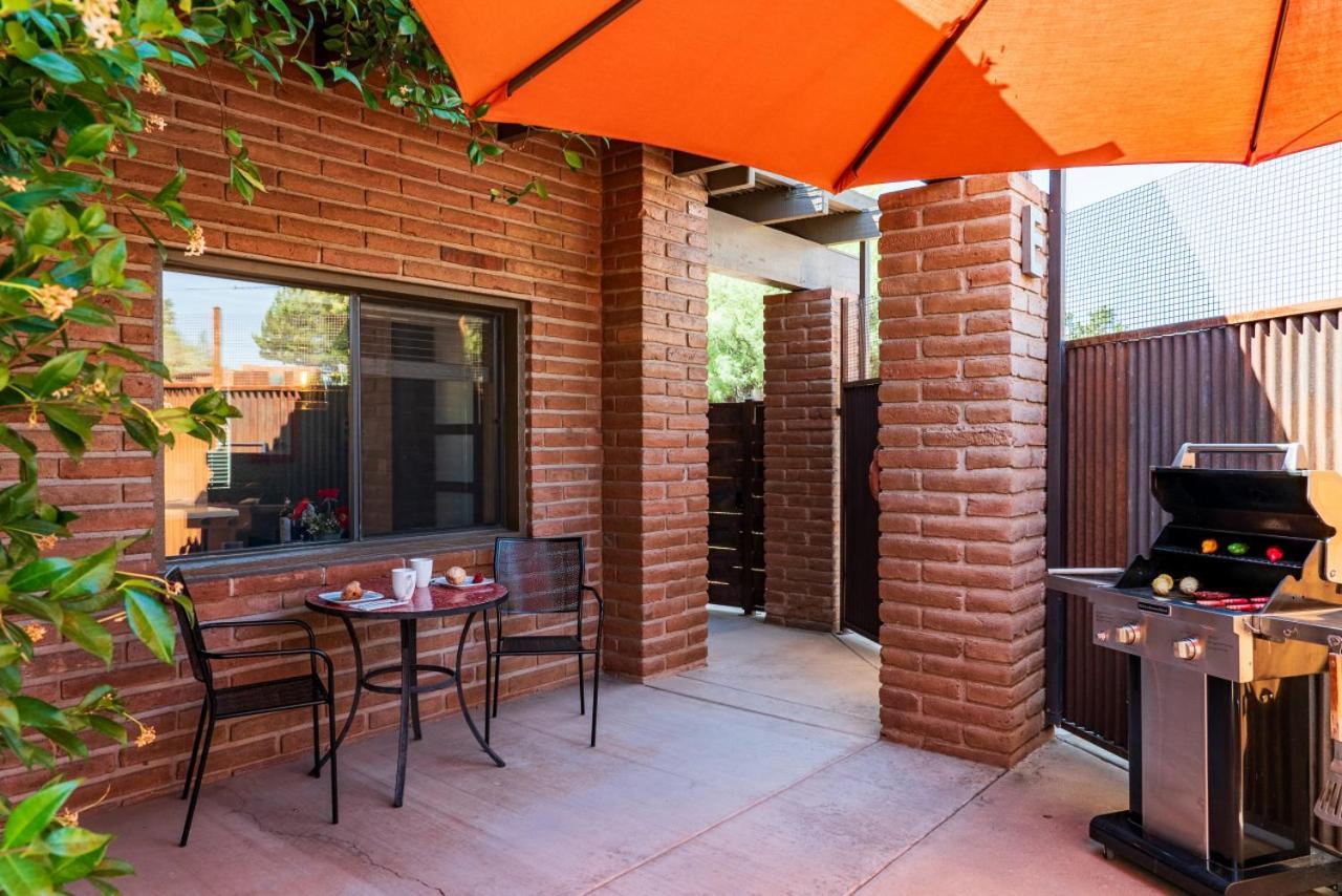 Desert Poppy Villa- Romantic Getaway Holiday home *