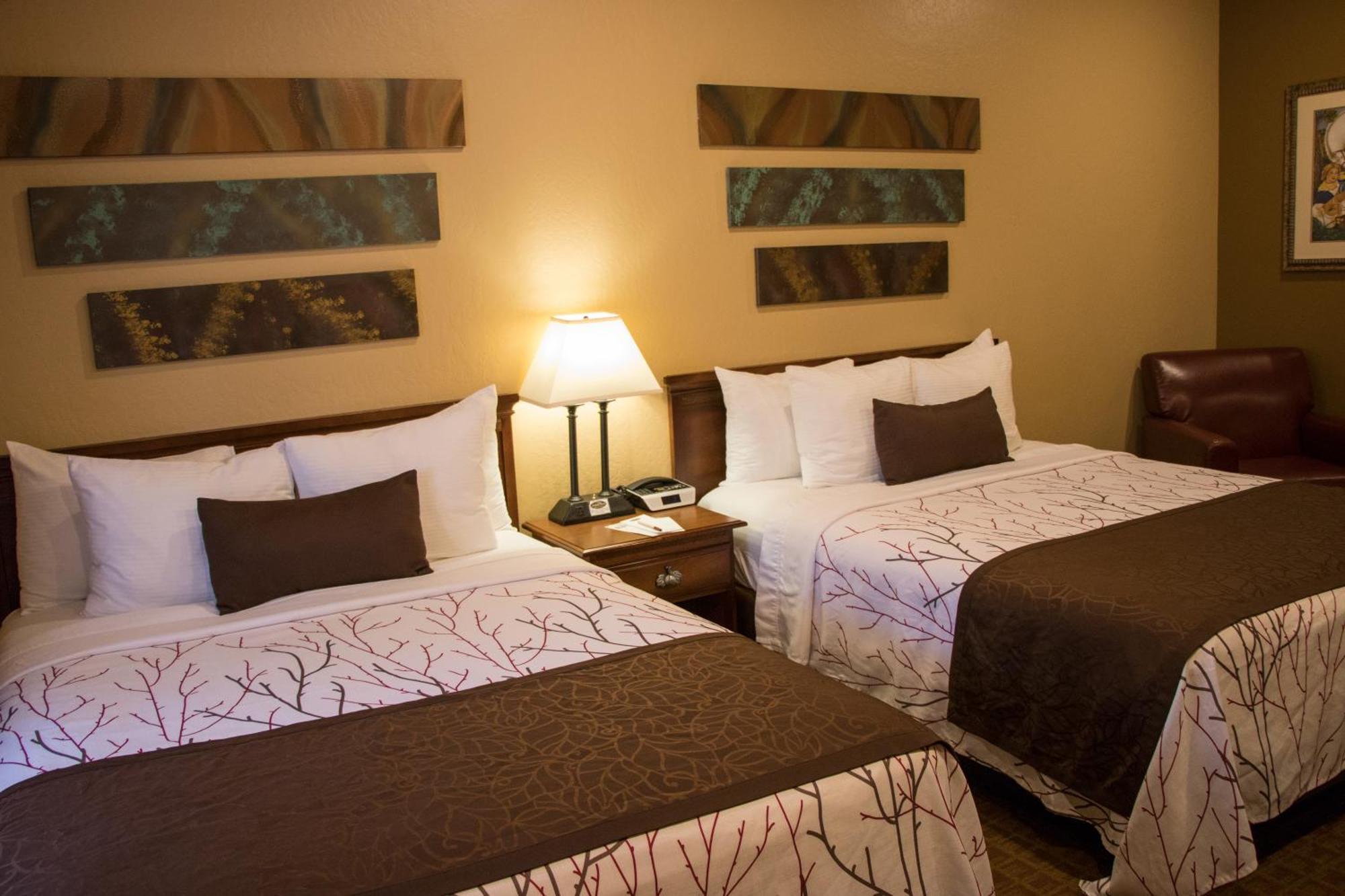 Mountain Modern Hotel 3*