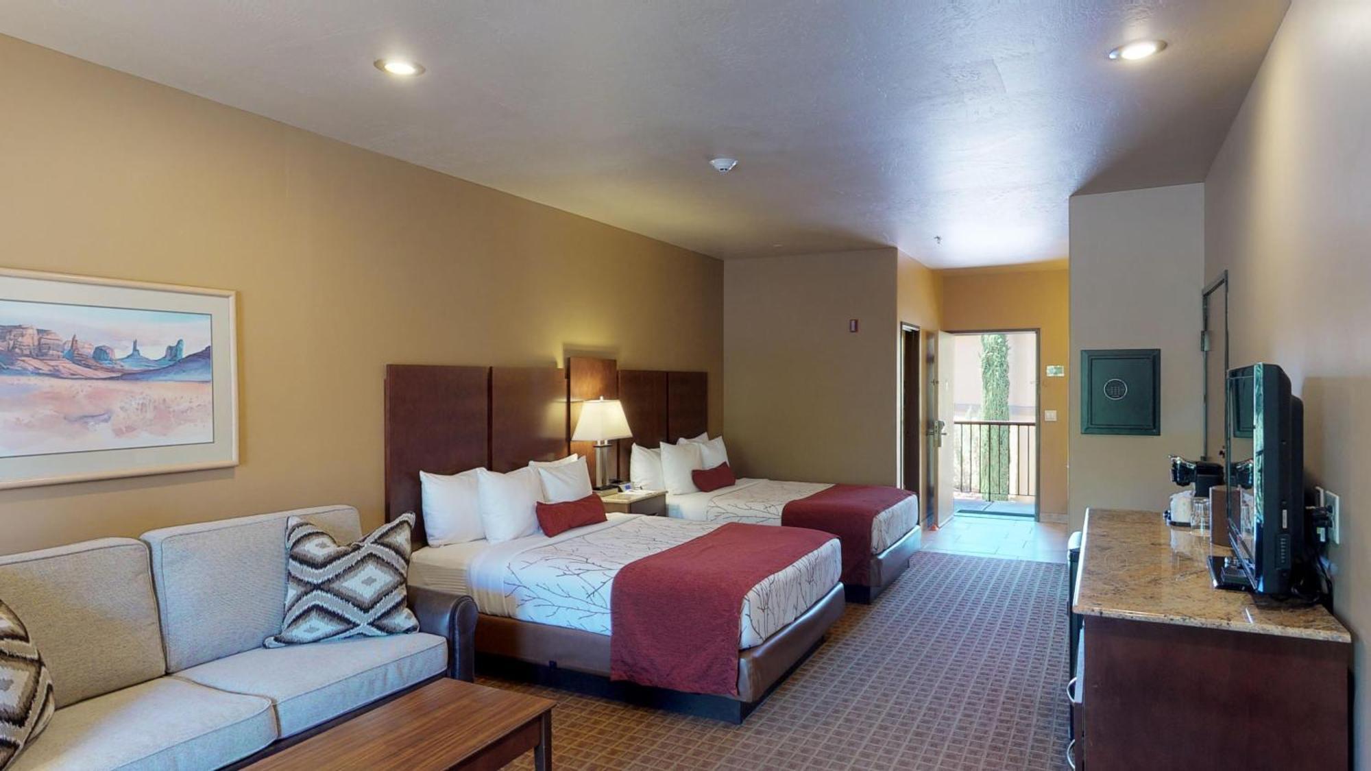 Mountain Modern Hotel