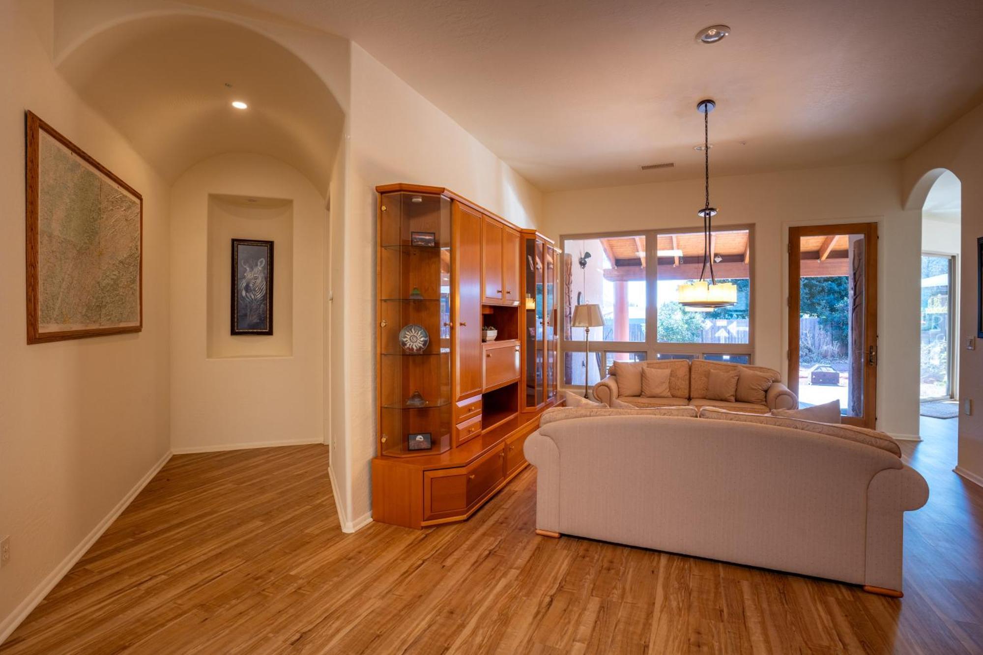 Holiday home Expansive Retreat With Private Hot Tub, Views