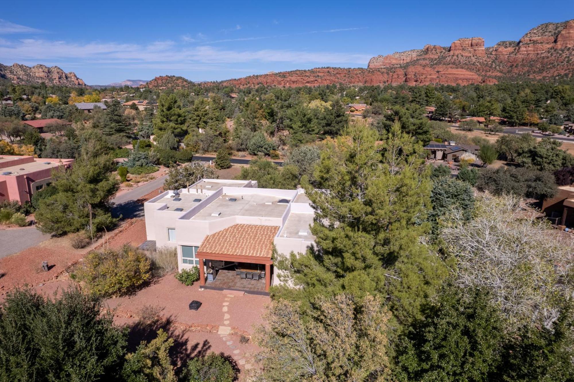 Expansive Retreat With Private Hot Tub, Views Sedona