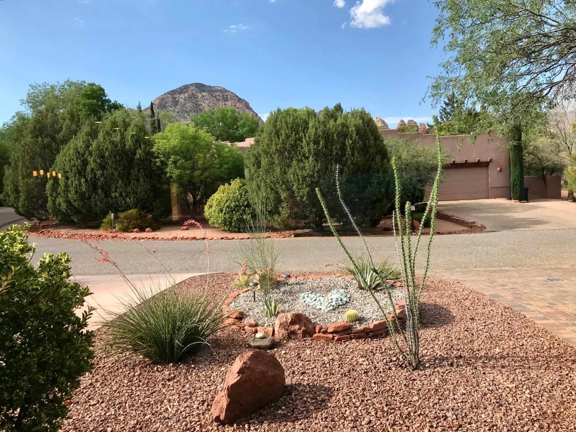 Mountain View Apartment, Residential Area, Private Entrance