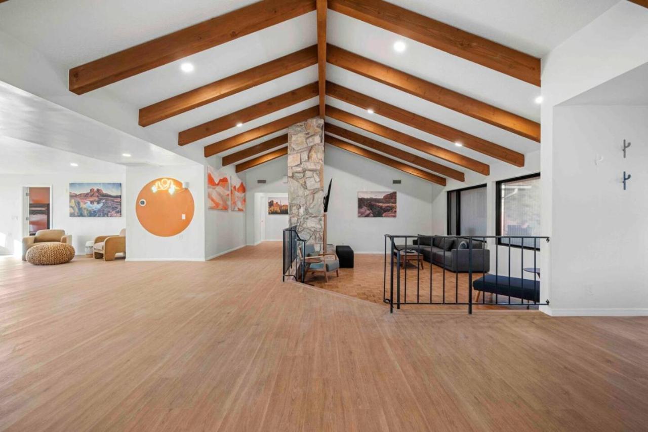 Unrivaled Views Large Uptown With Swimspa And Sauna Holiday home *
