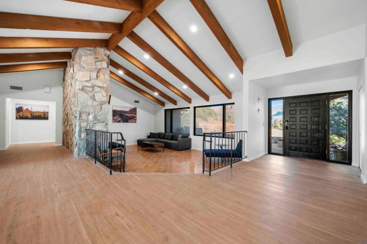 Unrivaled Views Large Uptown With Swimspa And Sauna Holiday home Sedona
