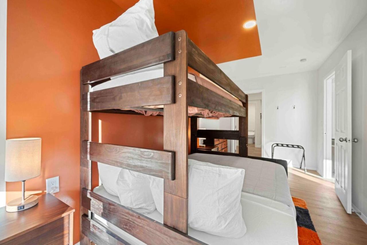 Unrivaled Views Large Uptown With Swimspa And Sauna Holiday home *