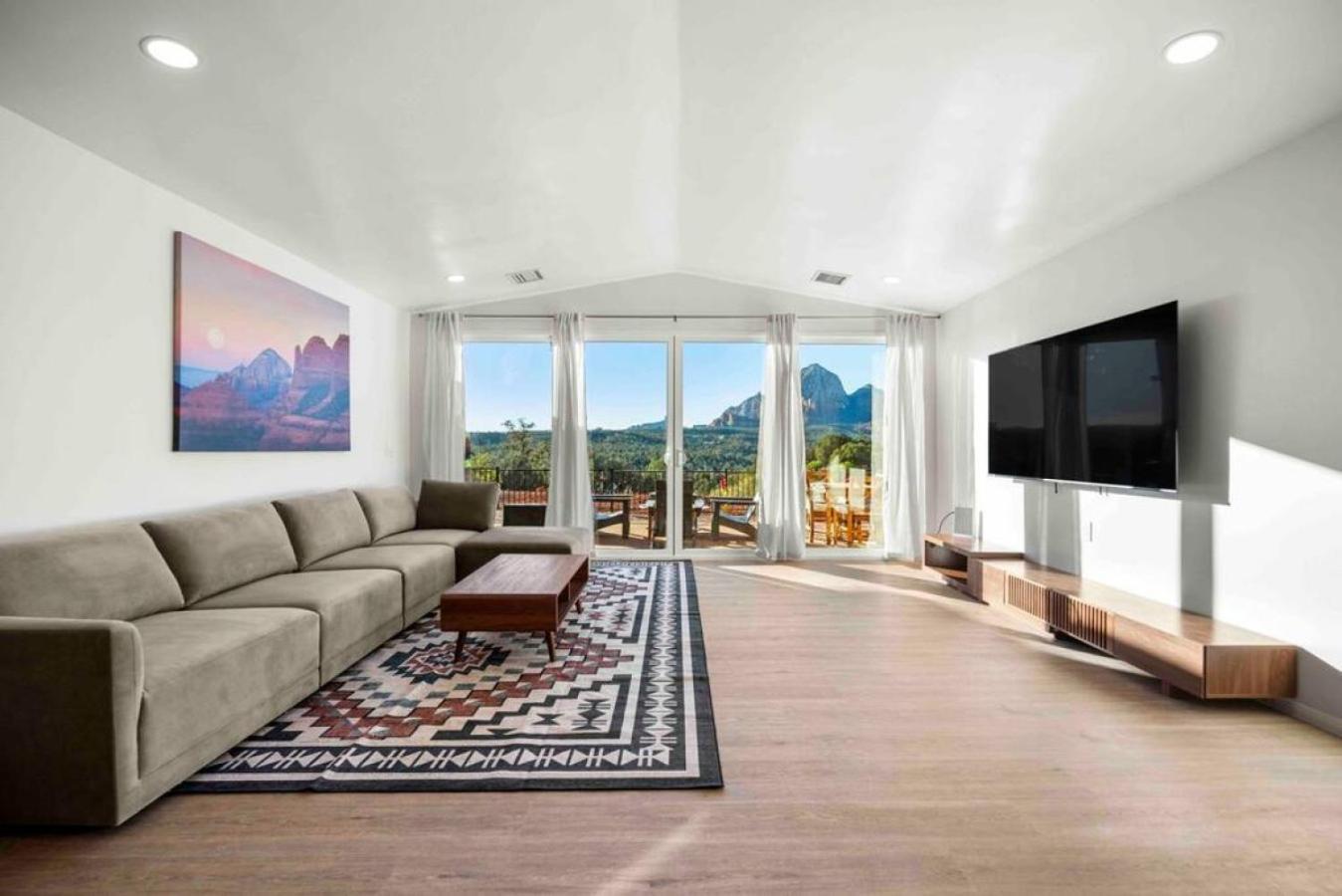 Unrivaled Views Large Uptown With Swimspa And Sauna Sedona