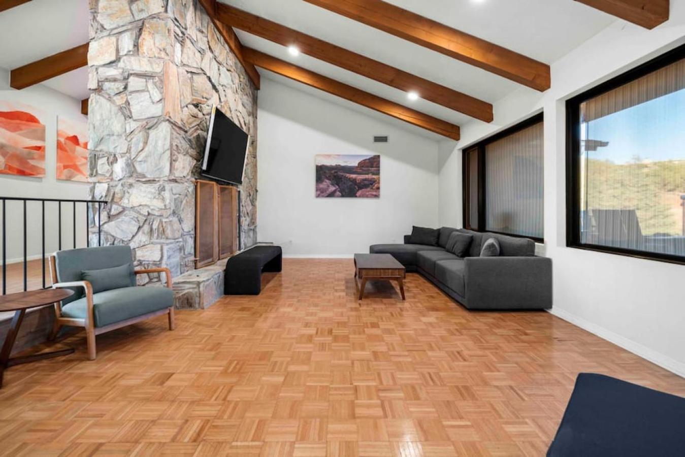 Unrivaled Views Large Uptown With Swimspa And Sauna * Sedona