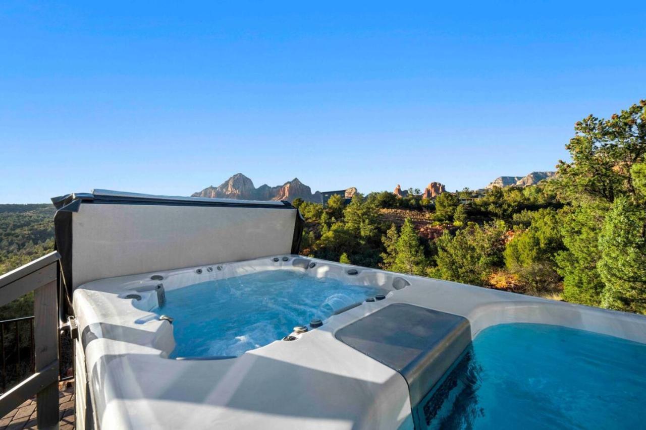 Unrivaled Views Large Uptown With Swimspa And Sauna Holiday home *