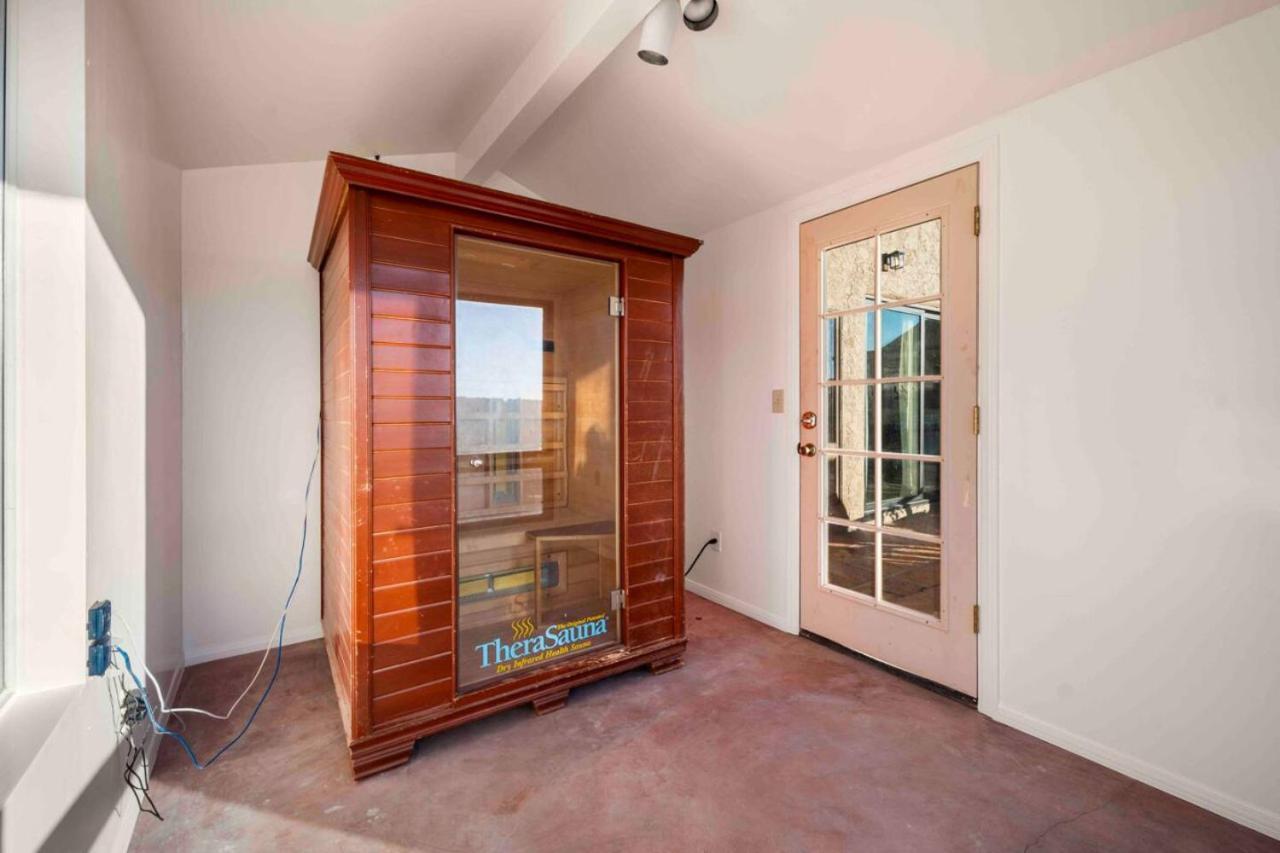 Unrivaled Views Large Uptown With Swimspa And Sauna Holiday home *