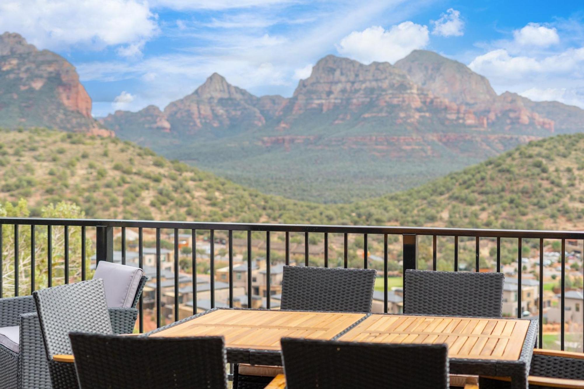Seven Canyons Luxury With Panoramic Views Holiday home