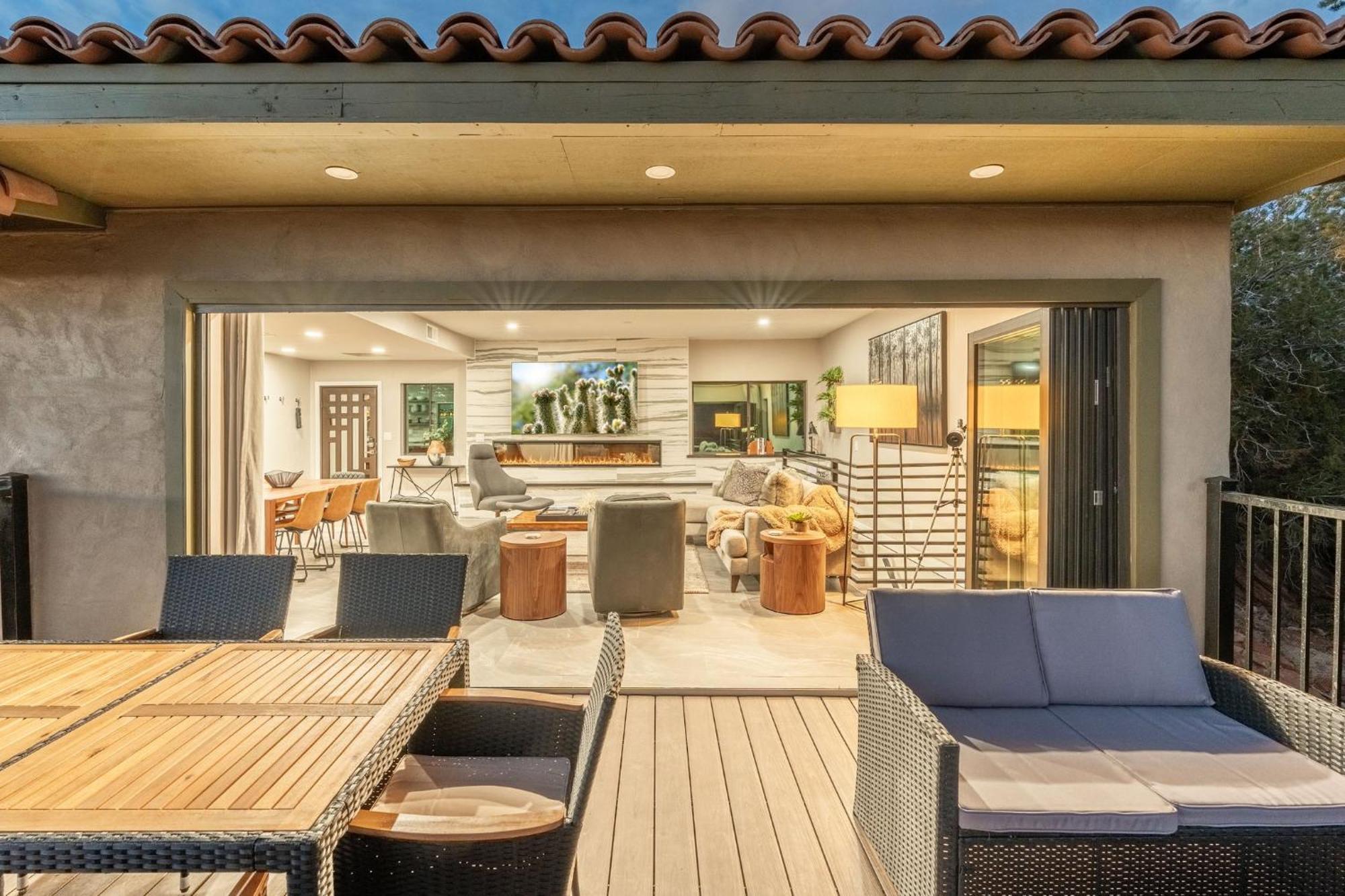 Seven Canyons Luxury With Panoramic Views Holiday home *