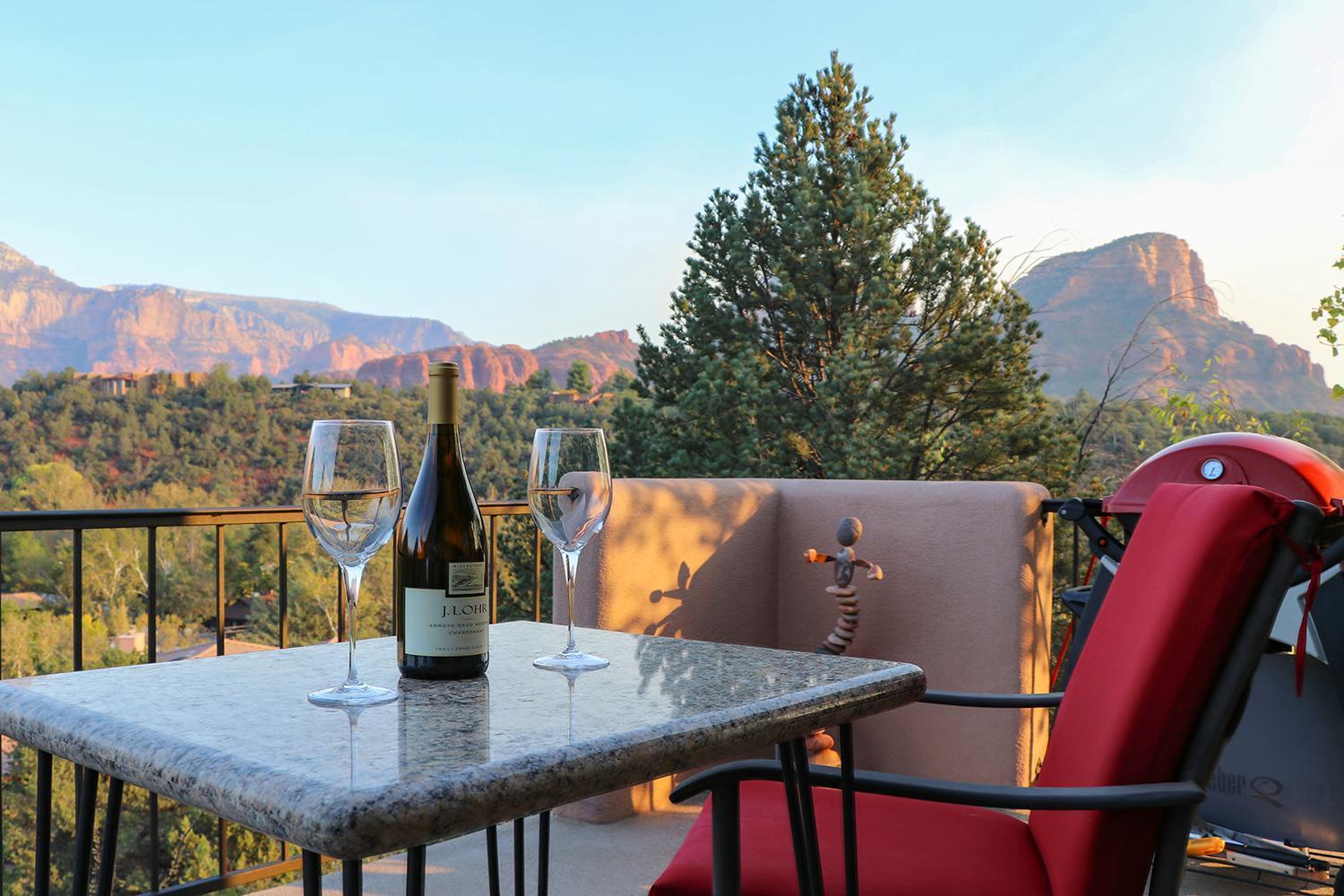 Open Style With Magnificent Views! *