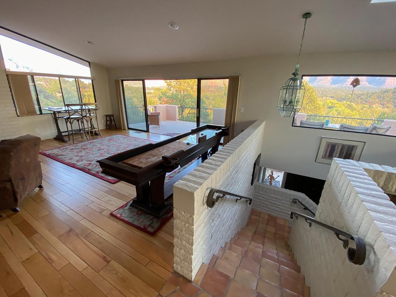 Open Style With Magnificent Views! *