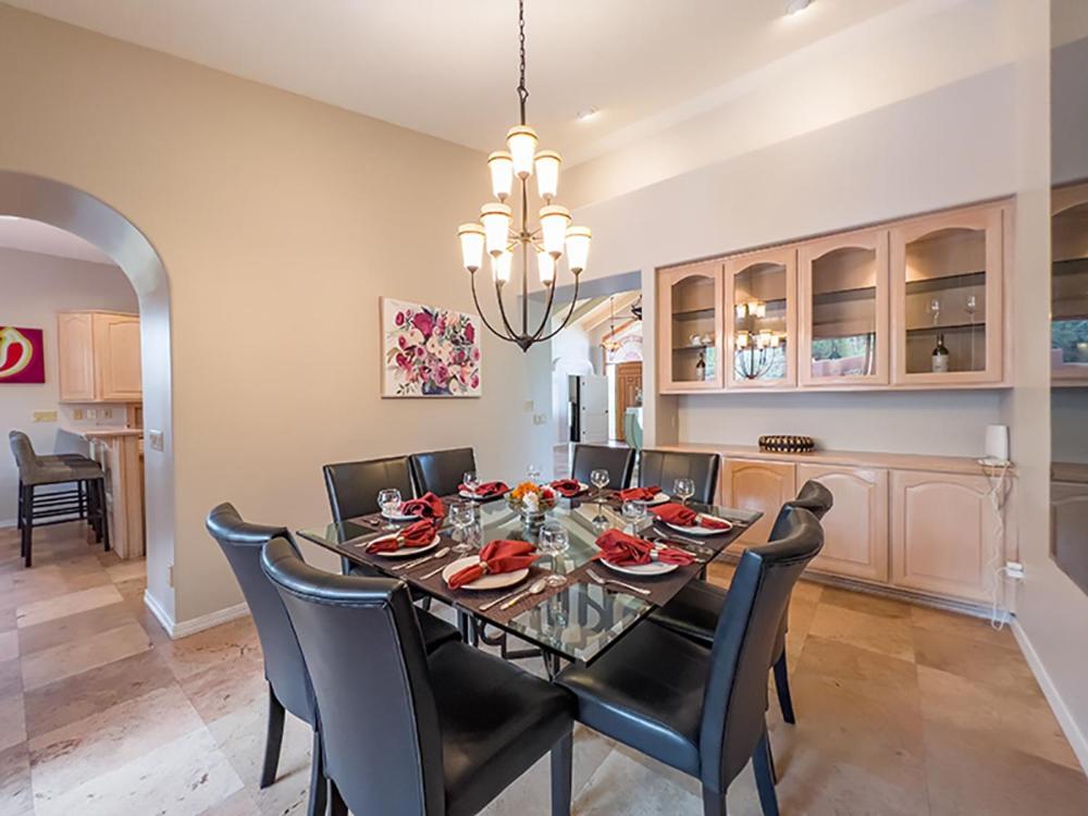 Magnificence With Fire Table Holiday home *
