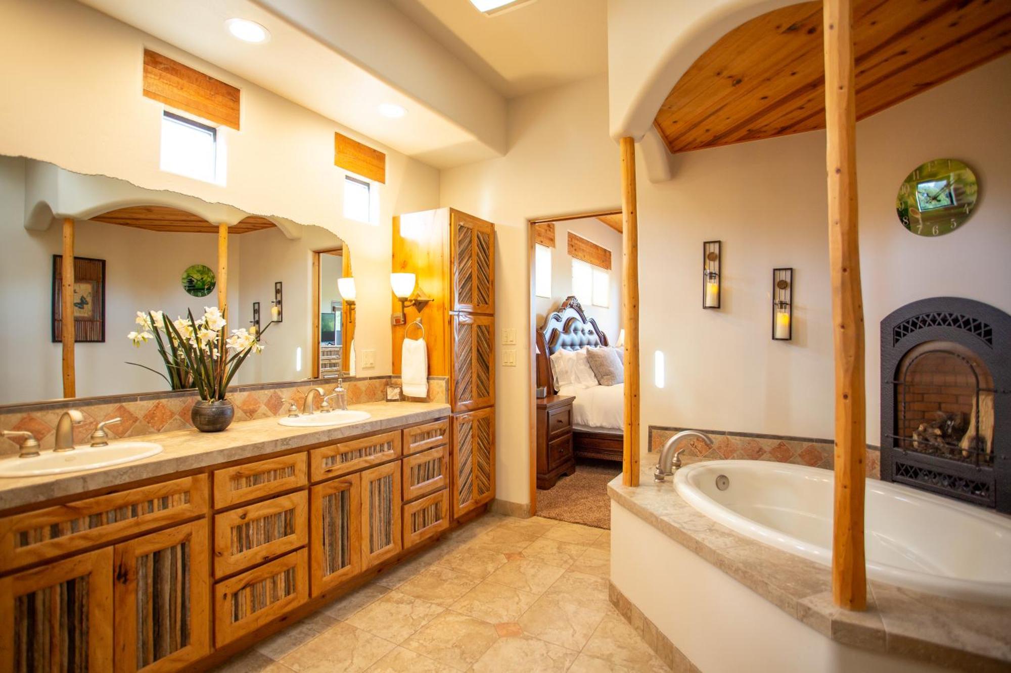 Spectacular Destination With Pool & Holiday home *