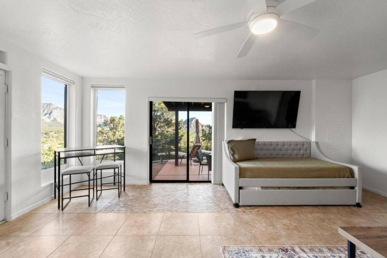Holiday home Uptown Walk Out Basement With Ultimate Views And Hot Tub Sedona