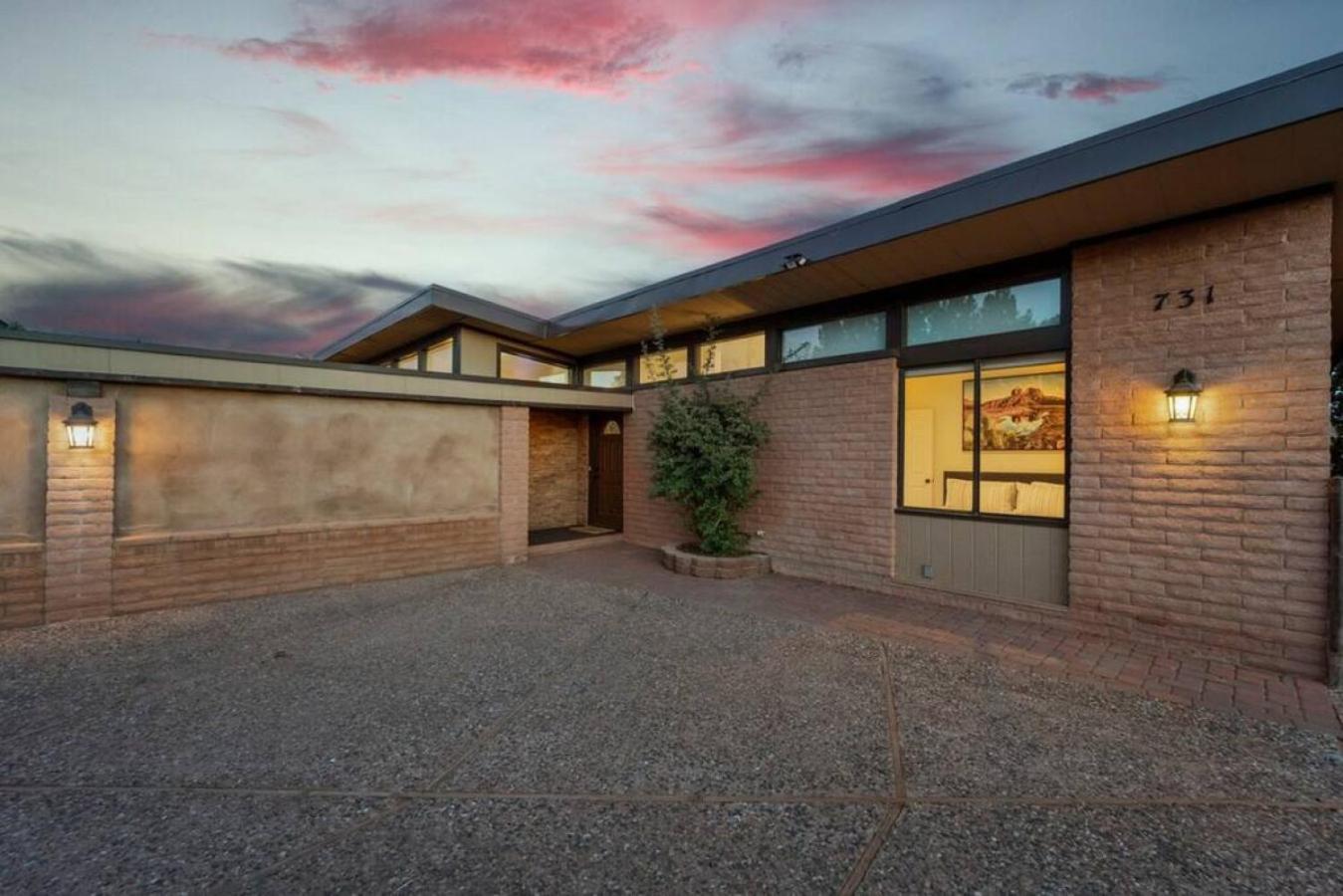 Luxury Uptown With Epic Views And Hot Tub Sedona