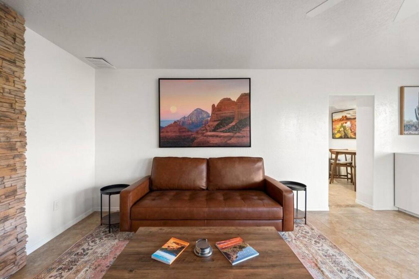 Luxury Uptown With Views And Hot Tub Holiday home *