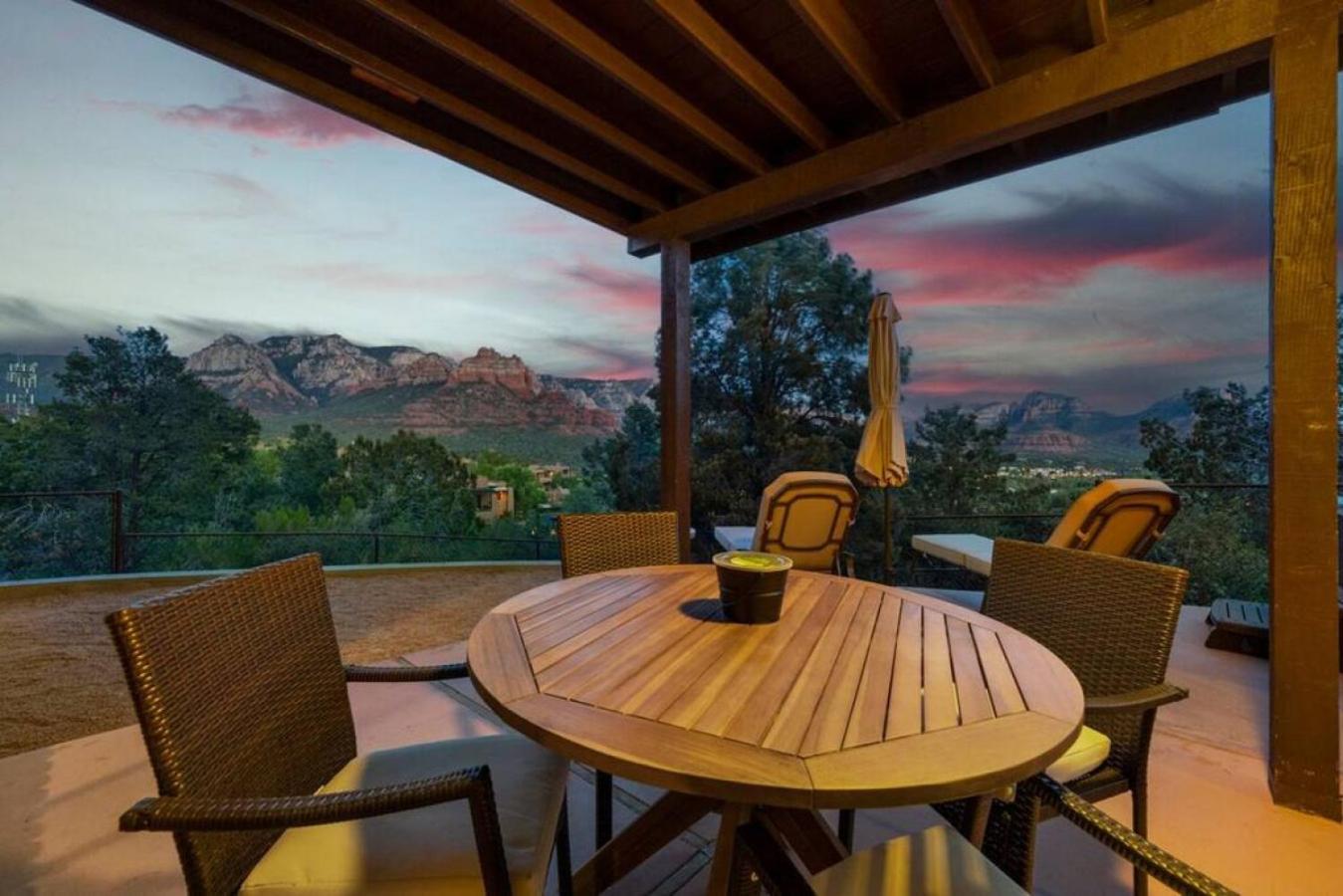 Luxury Uptown With Views And Hot Tub Sedona
