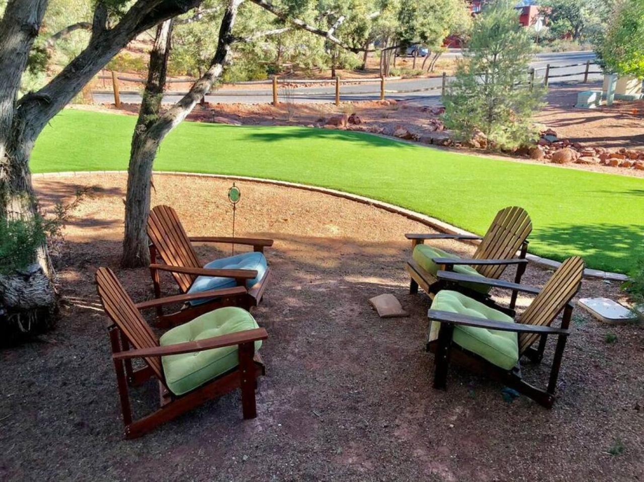 Uptown With Views Hottub Near Trails Holiday home