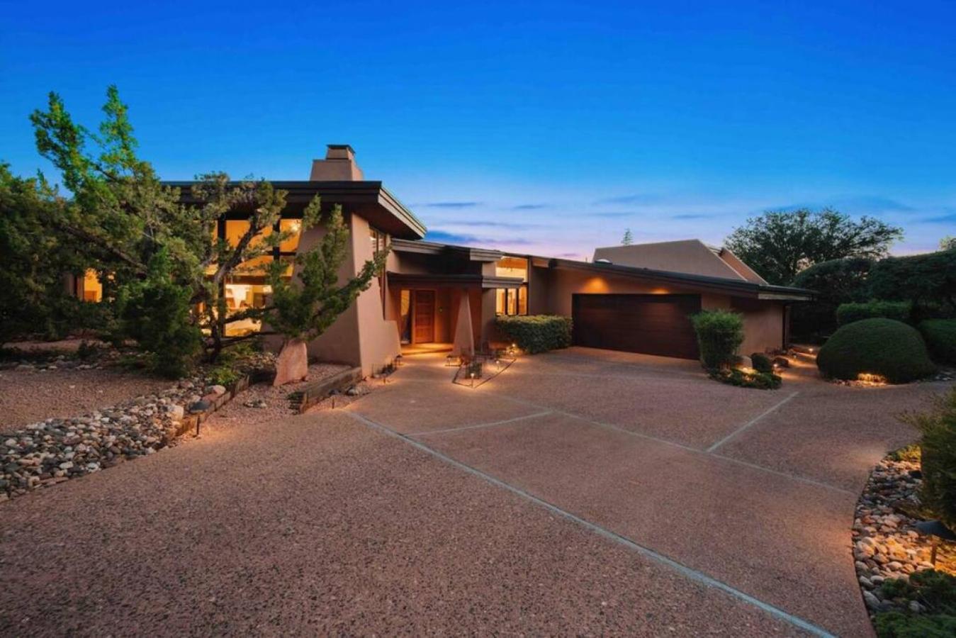 Chapel Vista Main House Red Rock Views And Hot Tub Sedona