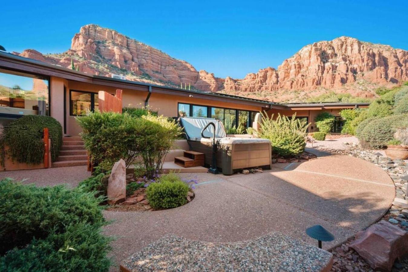 Holiday home Chapel Vista Main House Red Rock Views And Hot Tub *