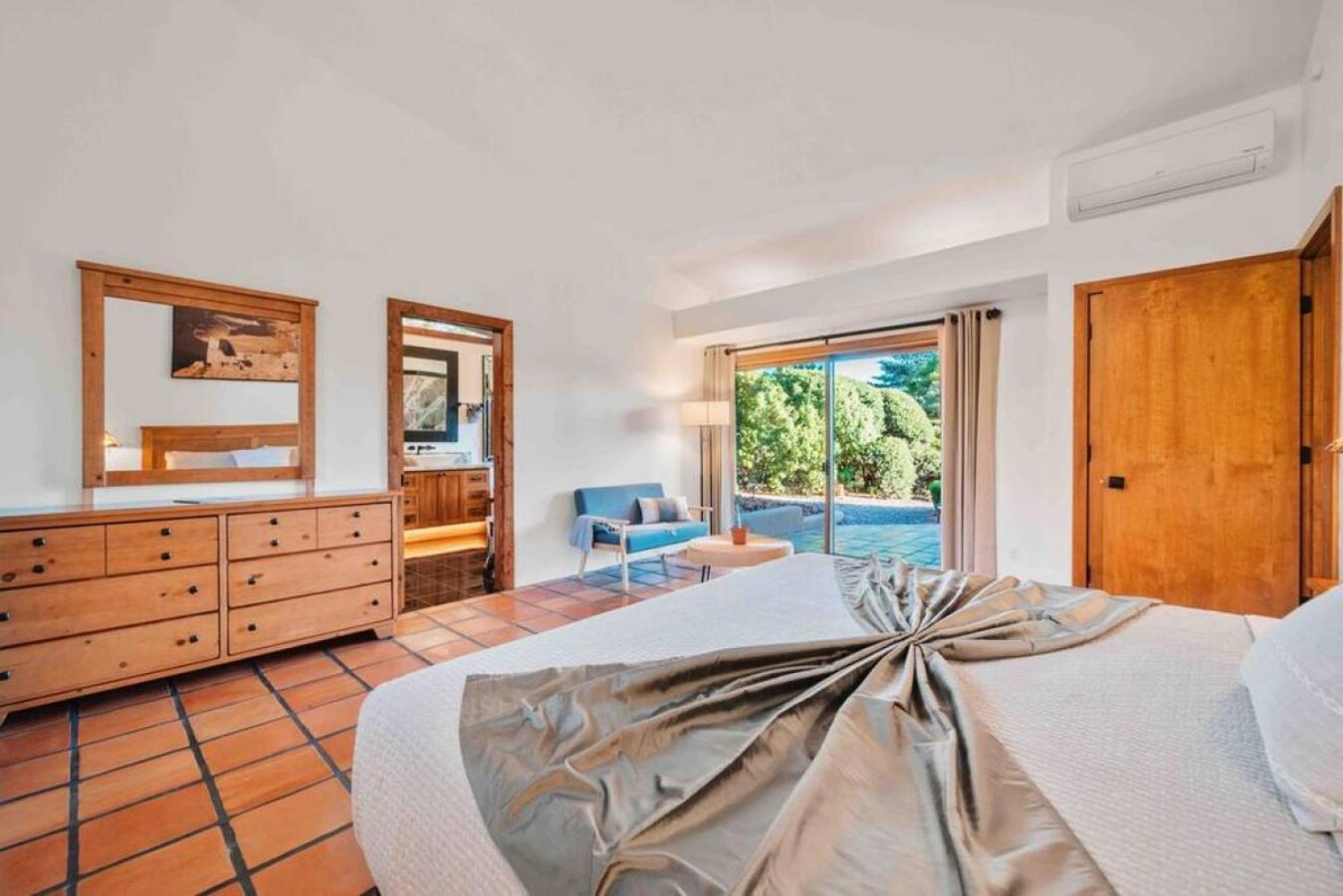 Holiday home Chapel Vista Main House Red Rock Views And Hot Tub *