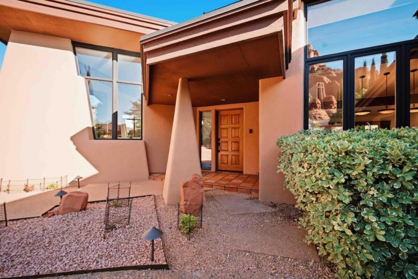 Chapel Vista Main House Red Rock Views And Hot Tub Holiday home