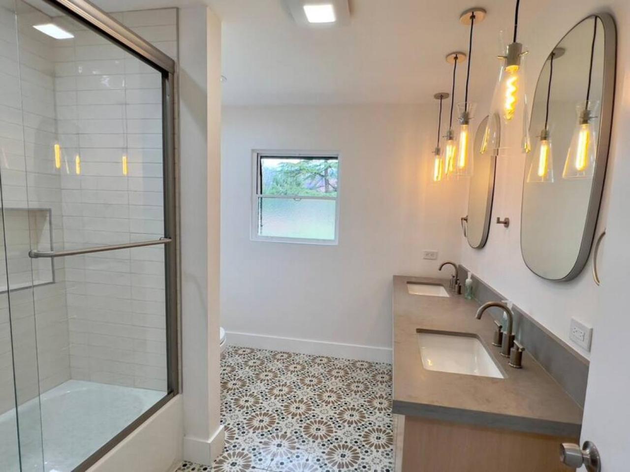 Uptown Retreat Wit Views And Hot Tub Sedona