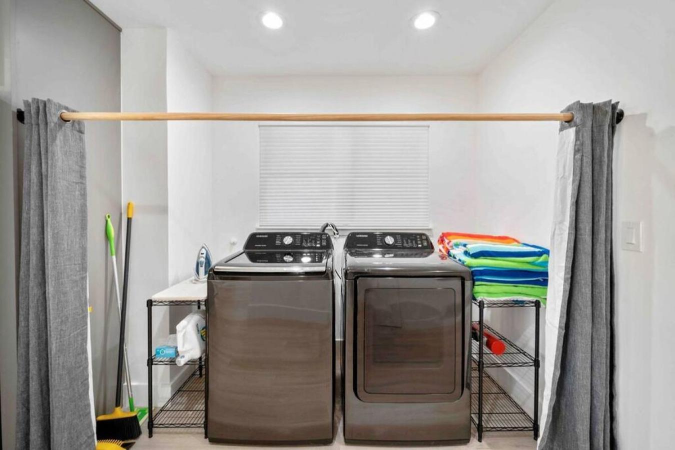 Holiday home Uptown Retreat Wit Views And Hot Tub *