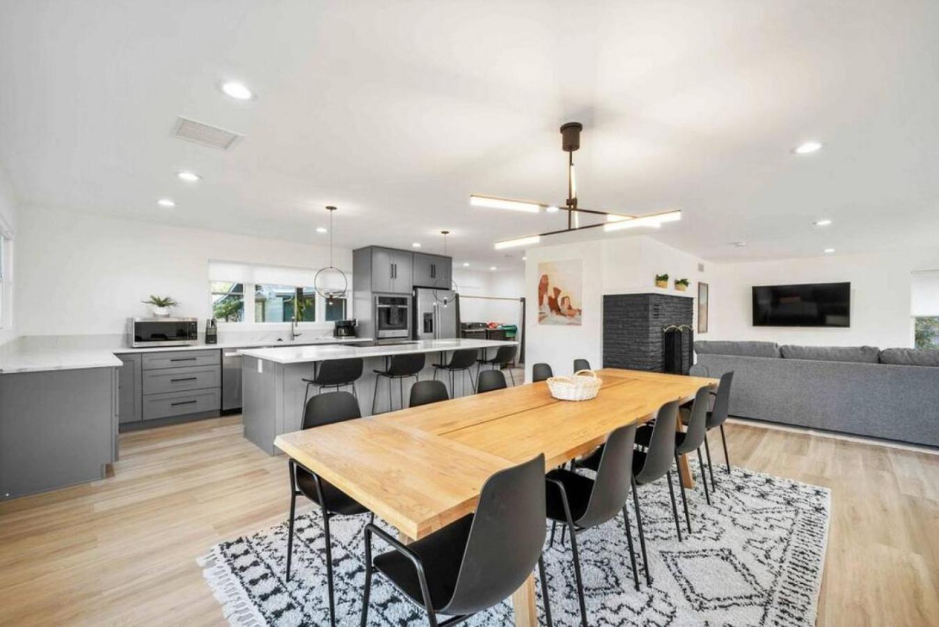 Uptown Retreat Wit Views And Hot Tub Sedona