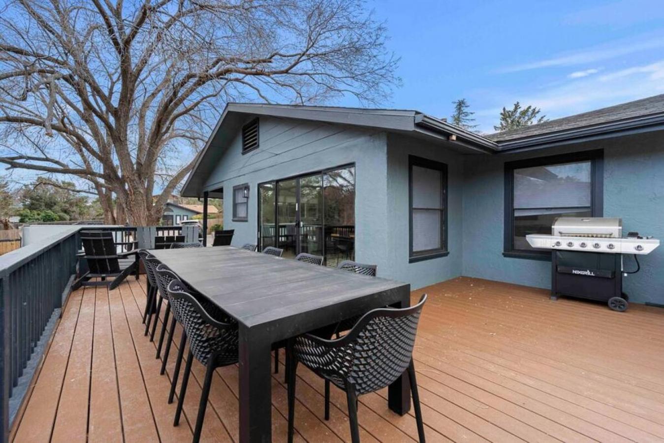 Holiday home Uptown Retreat Wit Views And Hot Tub *