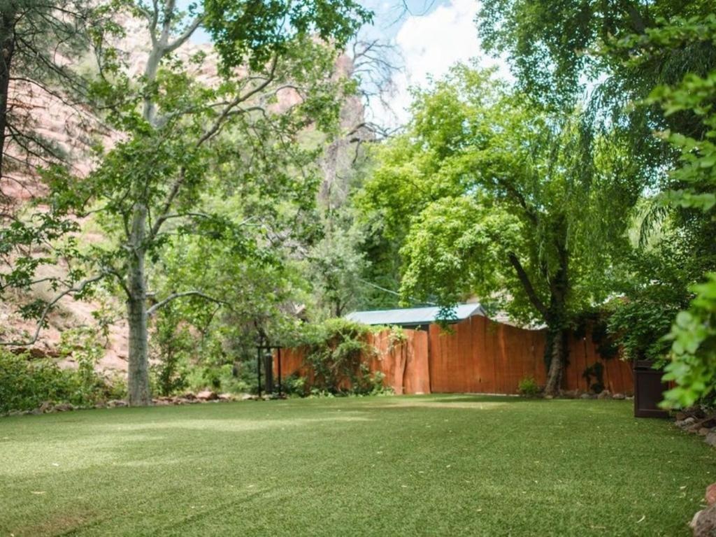 Holiday home Destination Oak Creek