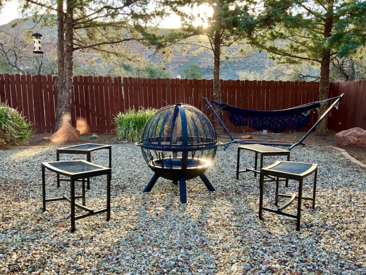 Holiday home Mountain Escape! With Pool, Hot Tub & Firepit