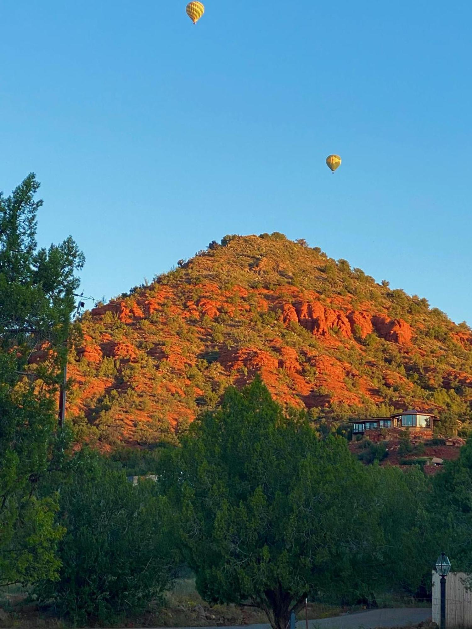 Sedona's Paradise Found, Saltwater Pool And Hot Tub, Private Oasis! Holiday home Sedona