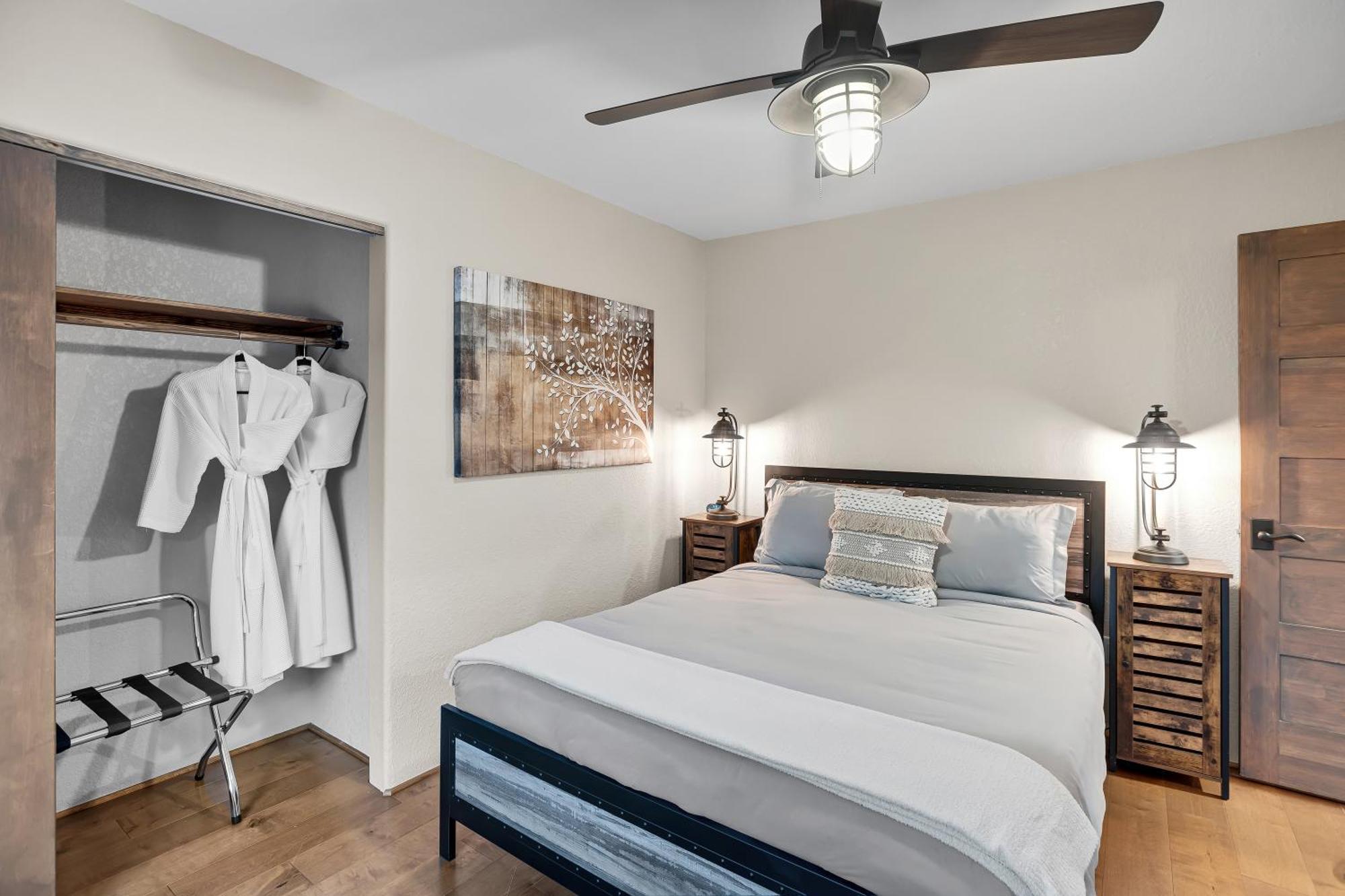 Sedona's Paradise Found, Saltwater Pool And Hot Tub, Private Oasis! Holiday home Sedona