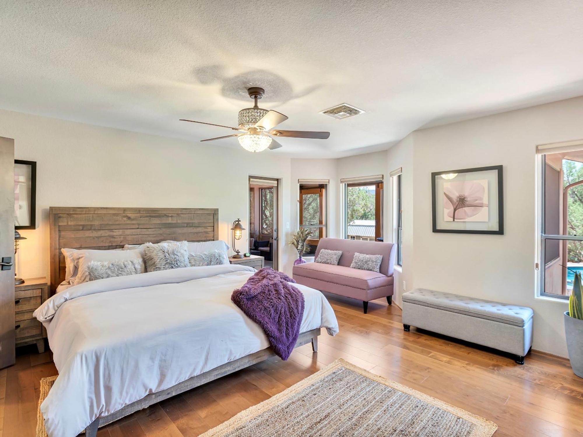 Sedona's Paradise Found, Saltwater Pool And Hot Tub, Private Oasis! Holiday home Sedona