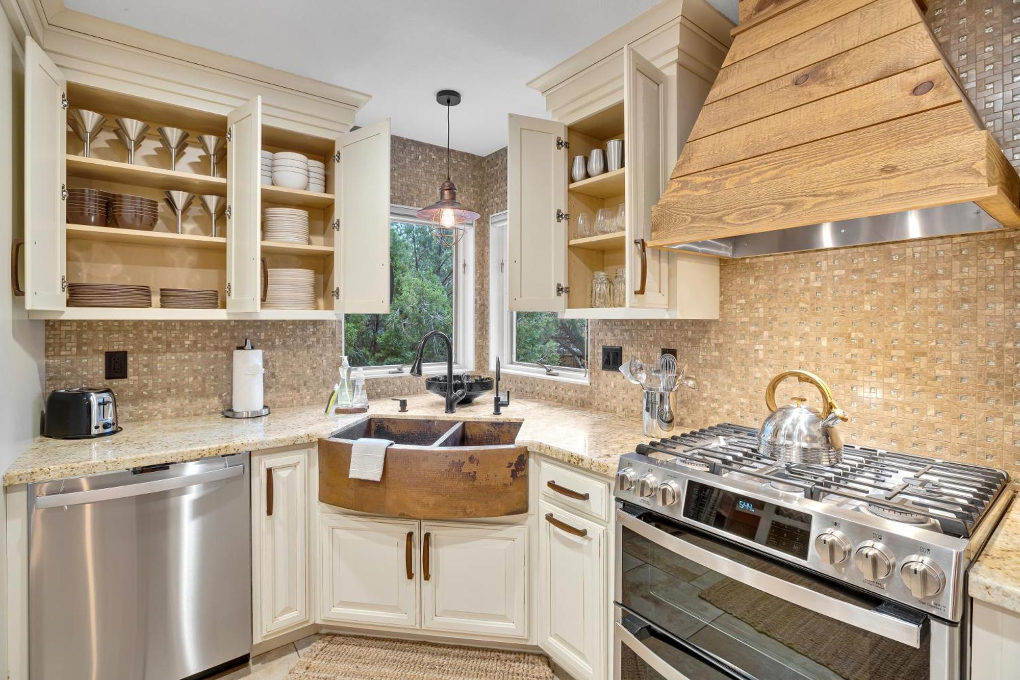 Holiday home Sedona's Paradise Found, Saltwater Pool And Hot Tub, Private Oasis! *